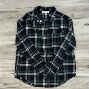 HOLISTER woman Green and Black Plaid Button-Up Shirt size XS